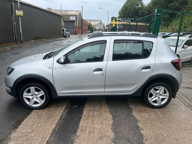 Dacia Sandero Stepway 2016 0.9 Tce Laureate Hatchback Silver #4