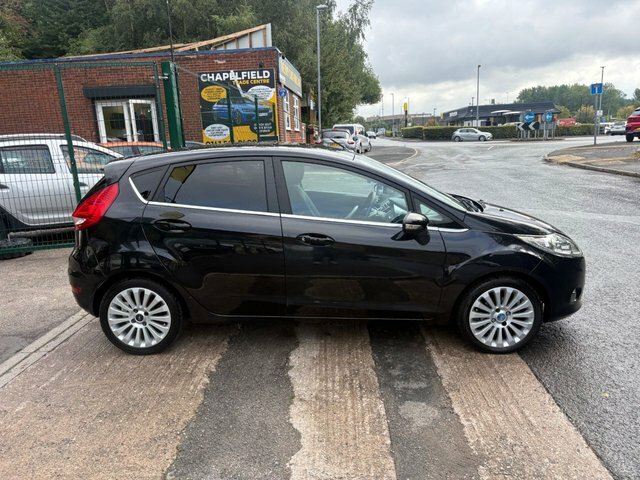 Ford Fiesta 2011 1.6 Titanium Hatchback 134 Black #2