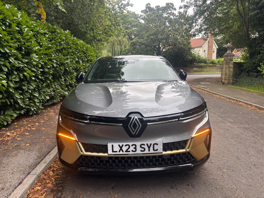 Renault Megane E-Tech E-tech 60Kwh Launch Edition #2