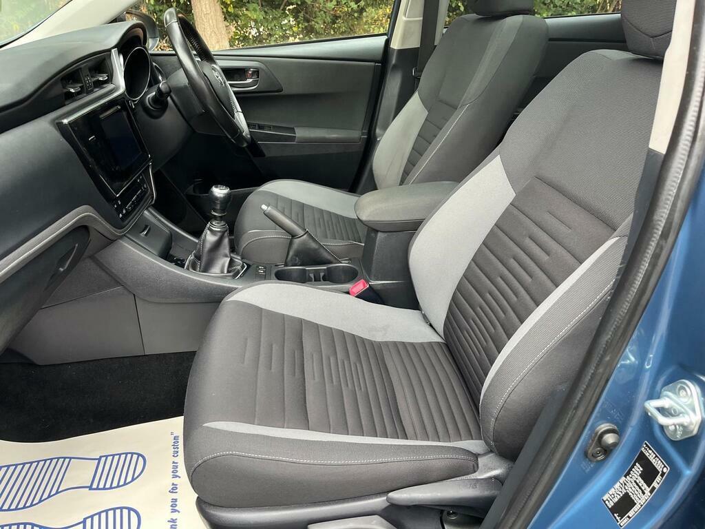Toyota Auris 1.2 Vvt-i Design Euro 6 S S Blue #3