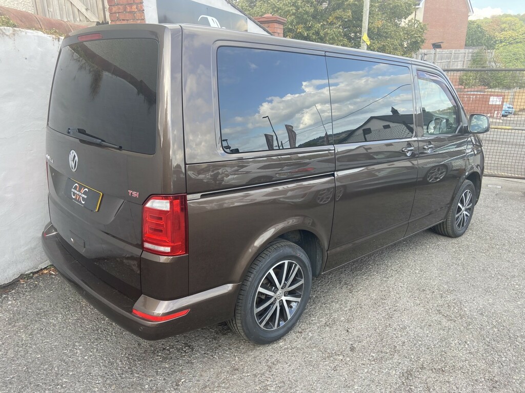 Volkswagen Caravelle Mpv 2.0 Tsi Bluemotion Tech Se 2017 Brown #2