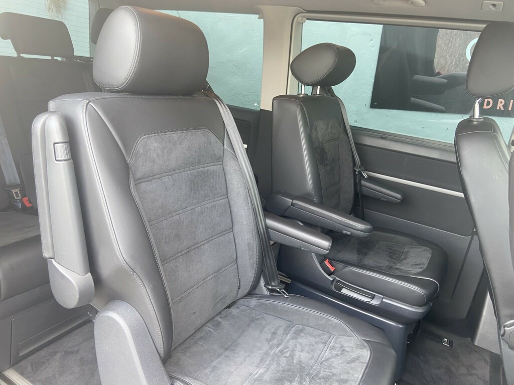 Volkswagen Caravelle Mpv 2.0 Tsi Bluemotion Tech Se 2017 Brown #4