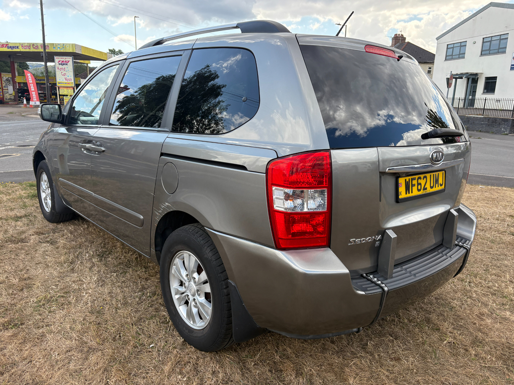 Kia Sedona Crdi 2  #4