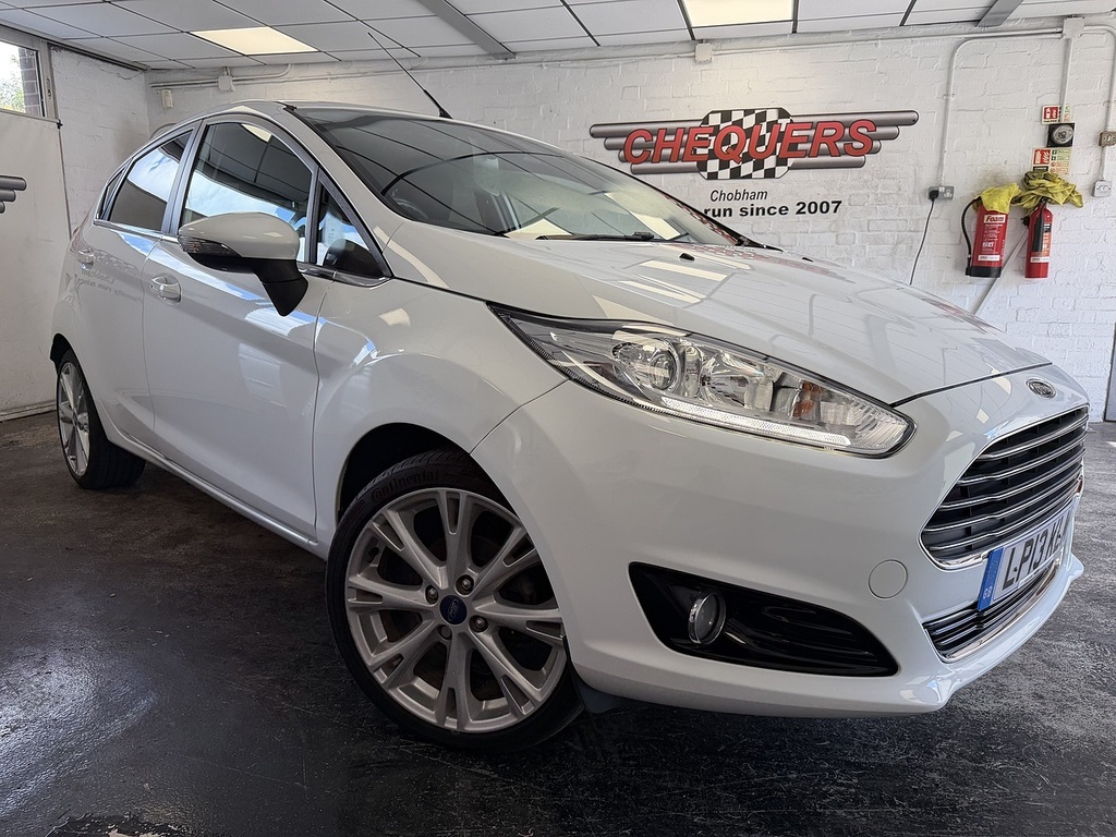 Ford Fiesta T Ecoboost Titanium X White
