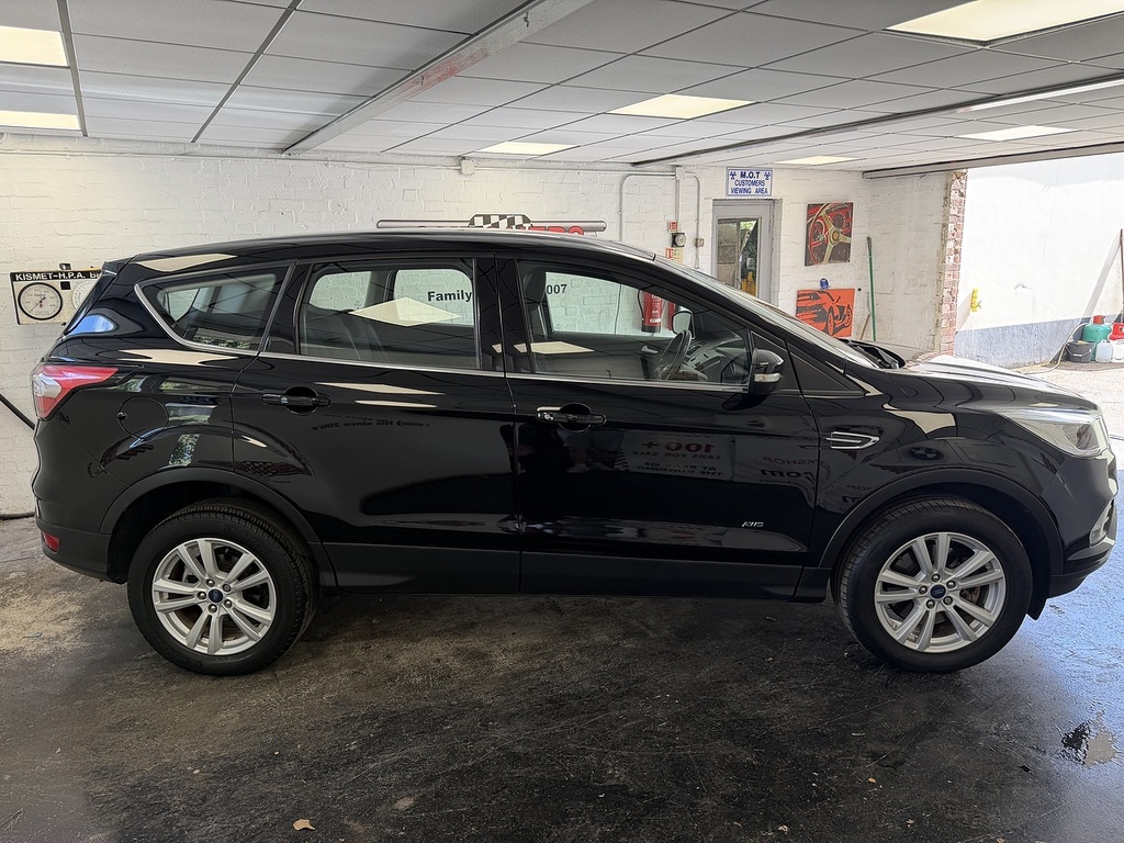 Ford Kuga T Ecoboost Zetec Black #5