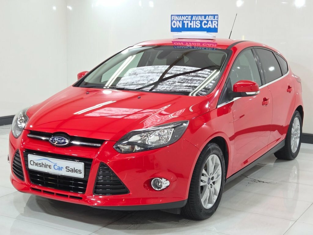 Ford Focus 1.6L Titanium Navigator Red #6