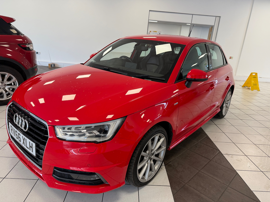 Audi A1 1.4 L Sportback Tfsi S Line