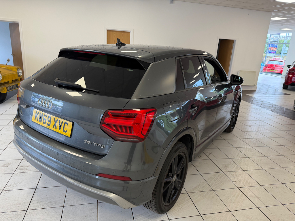 Audi Q2 1.5 L Tfsi S Line KW69XVC #6