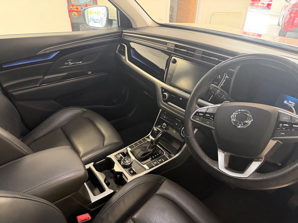 SsangYong Korando 1.6 L Ultimate  #6