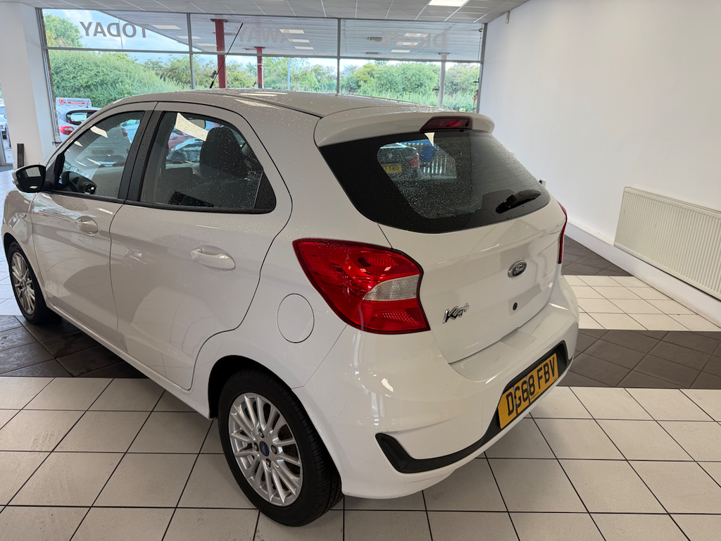 Ford KA+ 1.2 L Zetec #4