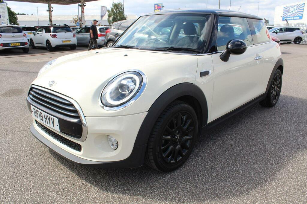 Mini Hatch Hatchback 1.5 Cooper Euro 6 Ss 201818 DF18HYV White #6