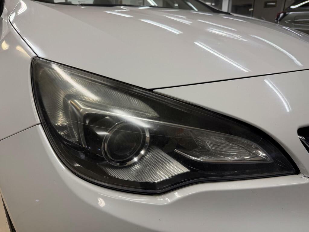 Vauxhall Cascada Elite Blue #9