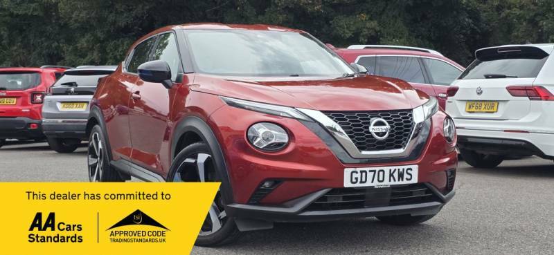 Nissan Juke 1.0 Dig-t 114 Tekna Red