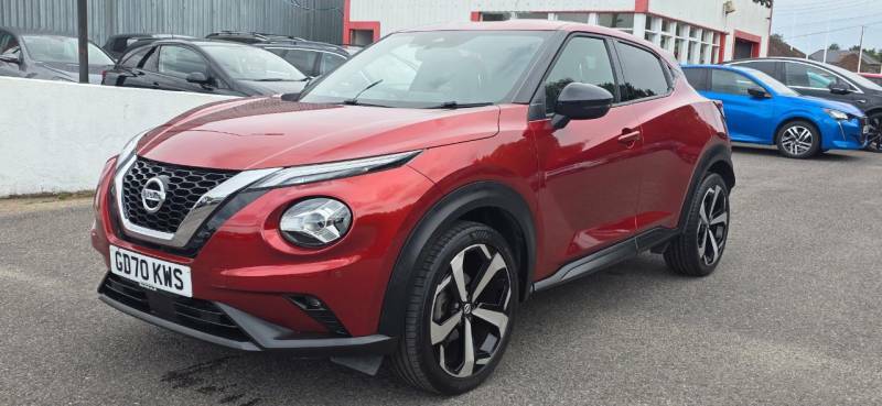 Nissan Juke 1.0 Dig-t 114 Tekna Red #2