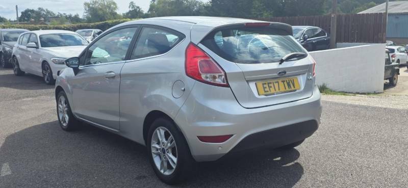 Ford Fiesta 1.25 82 Zetec Silver #4