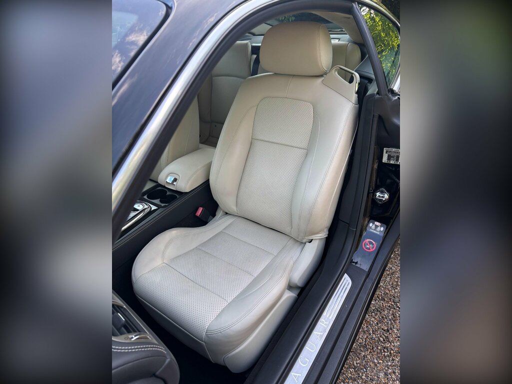 Jaguar XK 5L Null Silver #26
