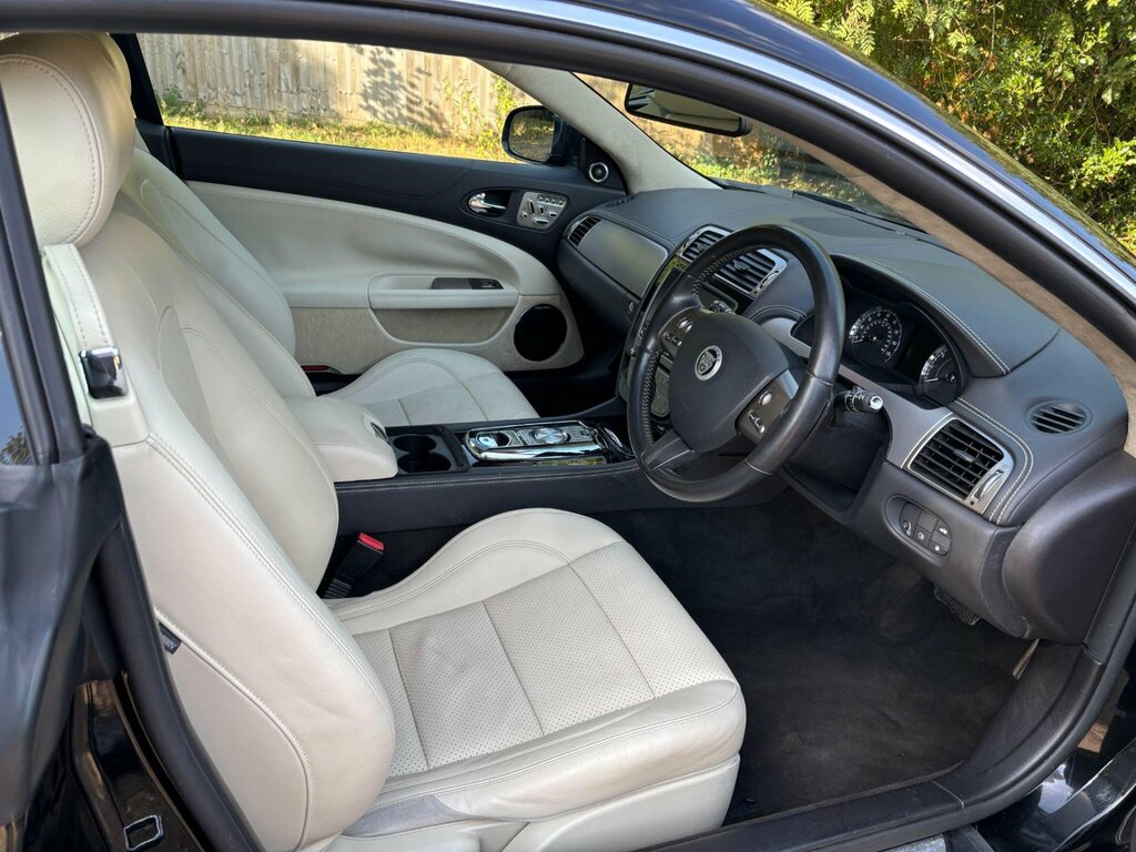 Jaguar XK 5L Null Silver #20