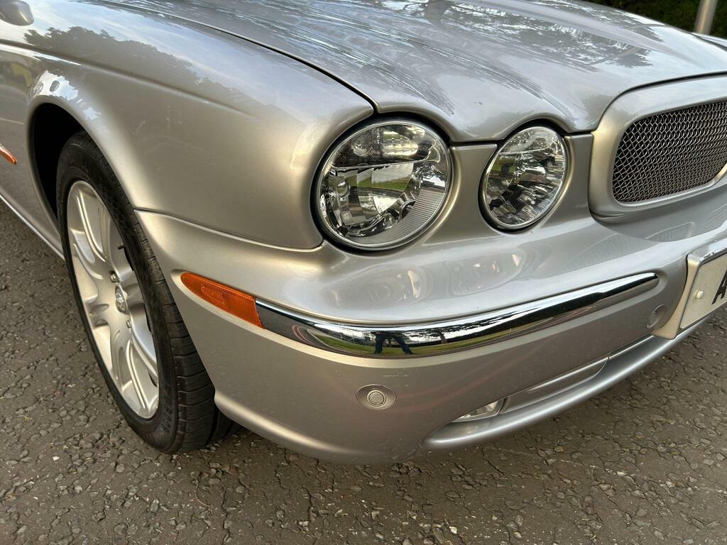 Jaguar XJ V6 Green #58