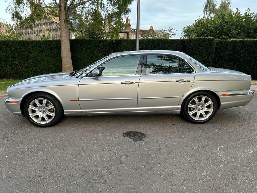 Jaguar XJ 3.0 Se Silver #6
