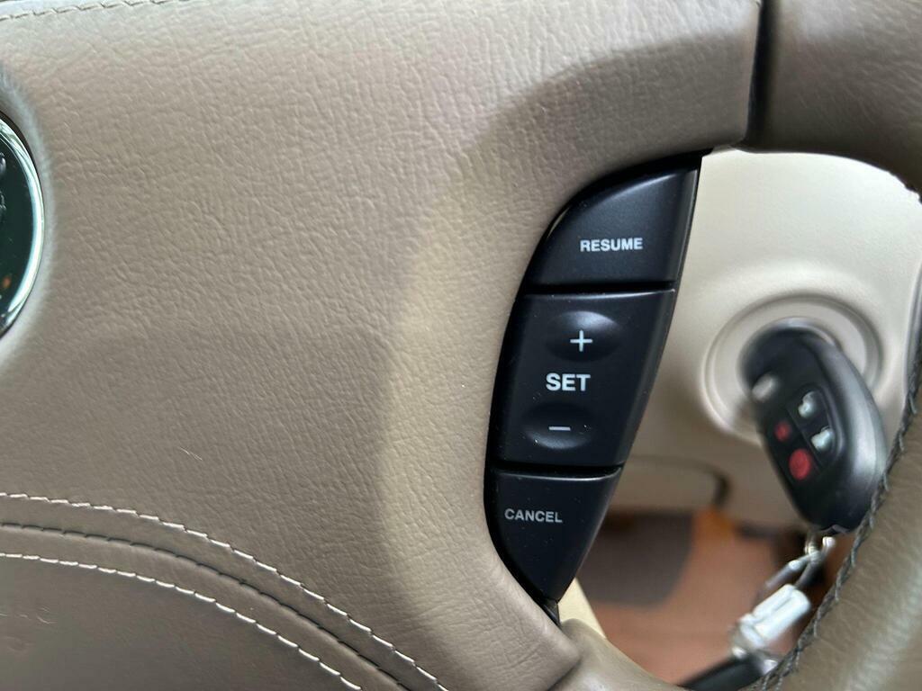 Jaguar XJ V6 Green #86