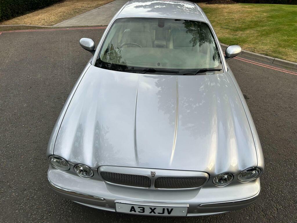 Jaguar XJ V6 Green #46