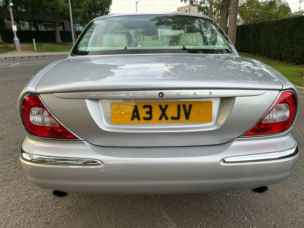 Jaguar XJ 3.0 Se Silver #3