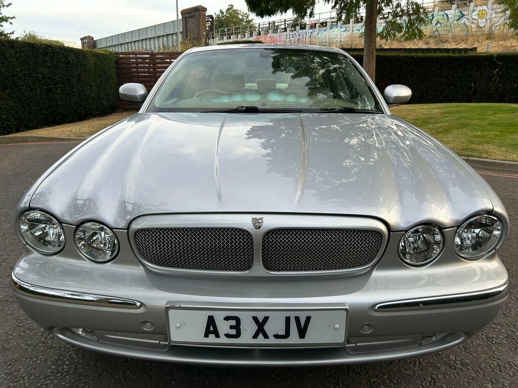 Jaguar XJ V6 Green #8