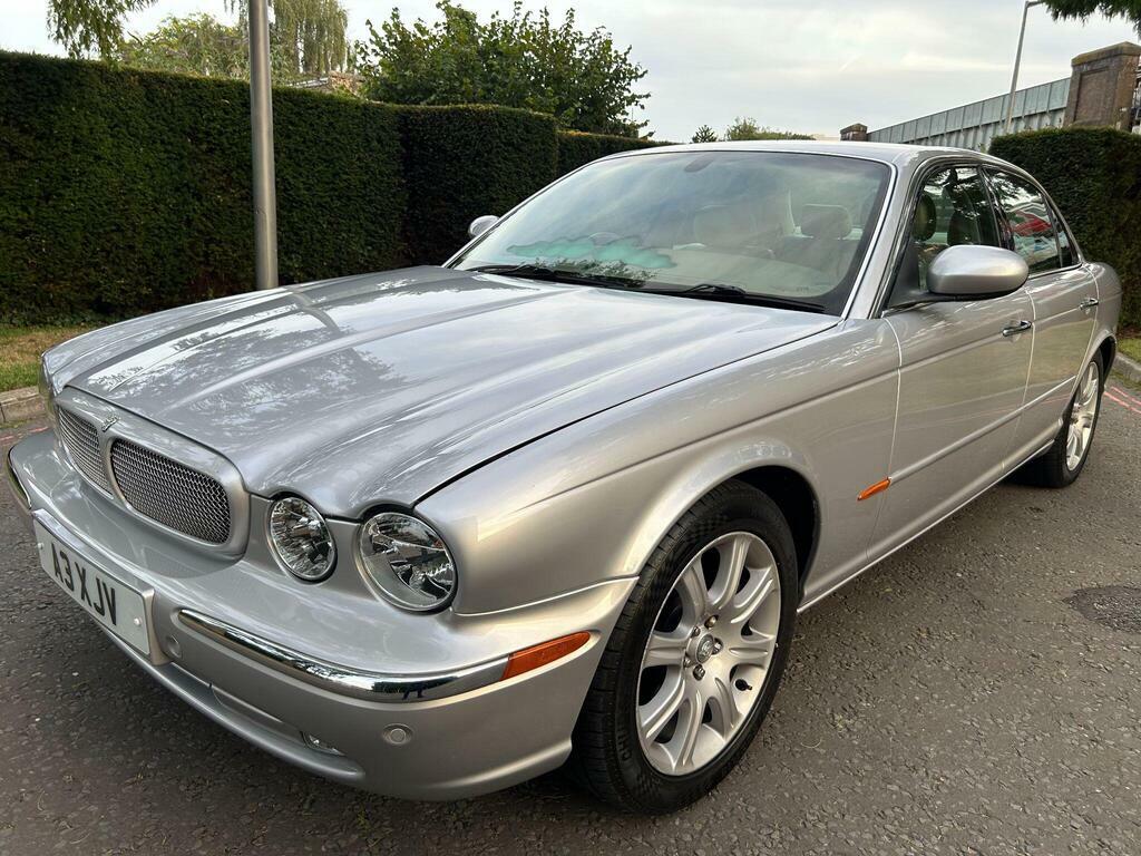 Jaguar XJ 3.0 Se Silver