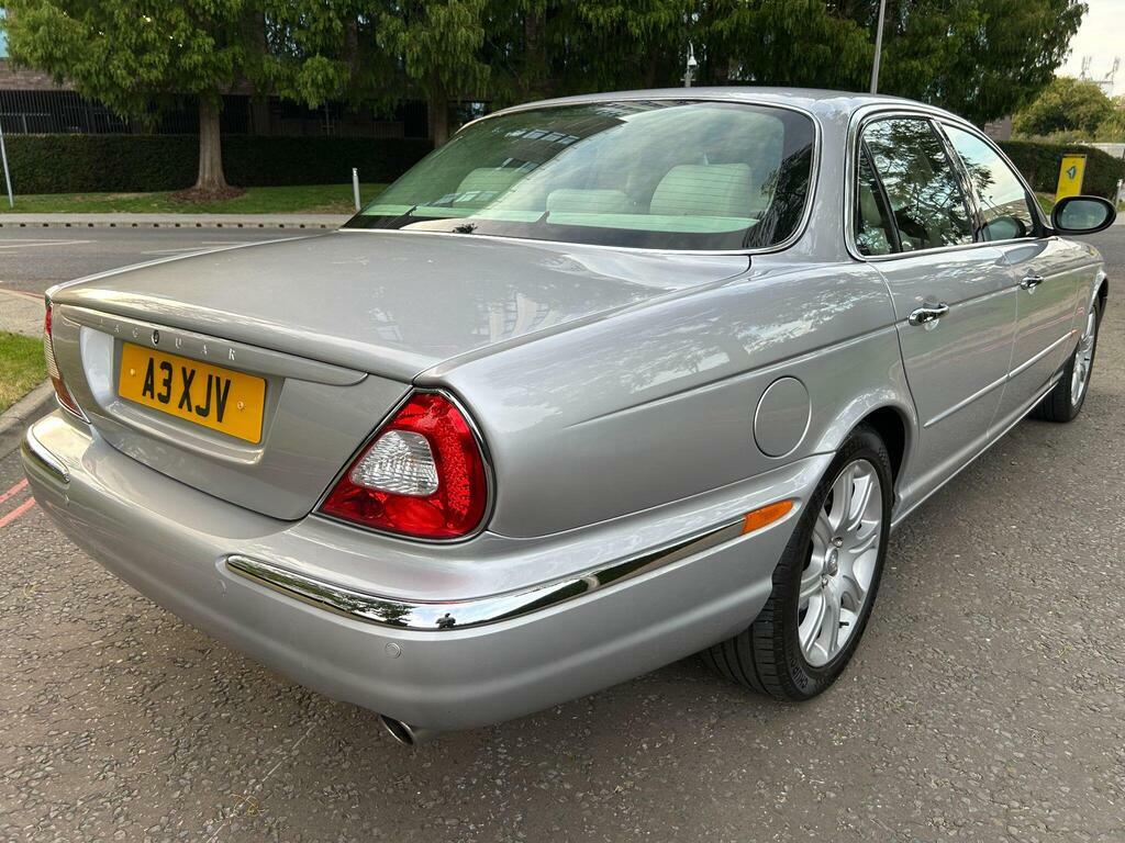 Jaguar XJ 3.0 Se Silver #4