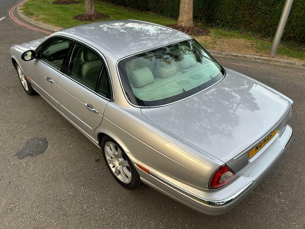 Jaguar XJ V6 Green #75