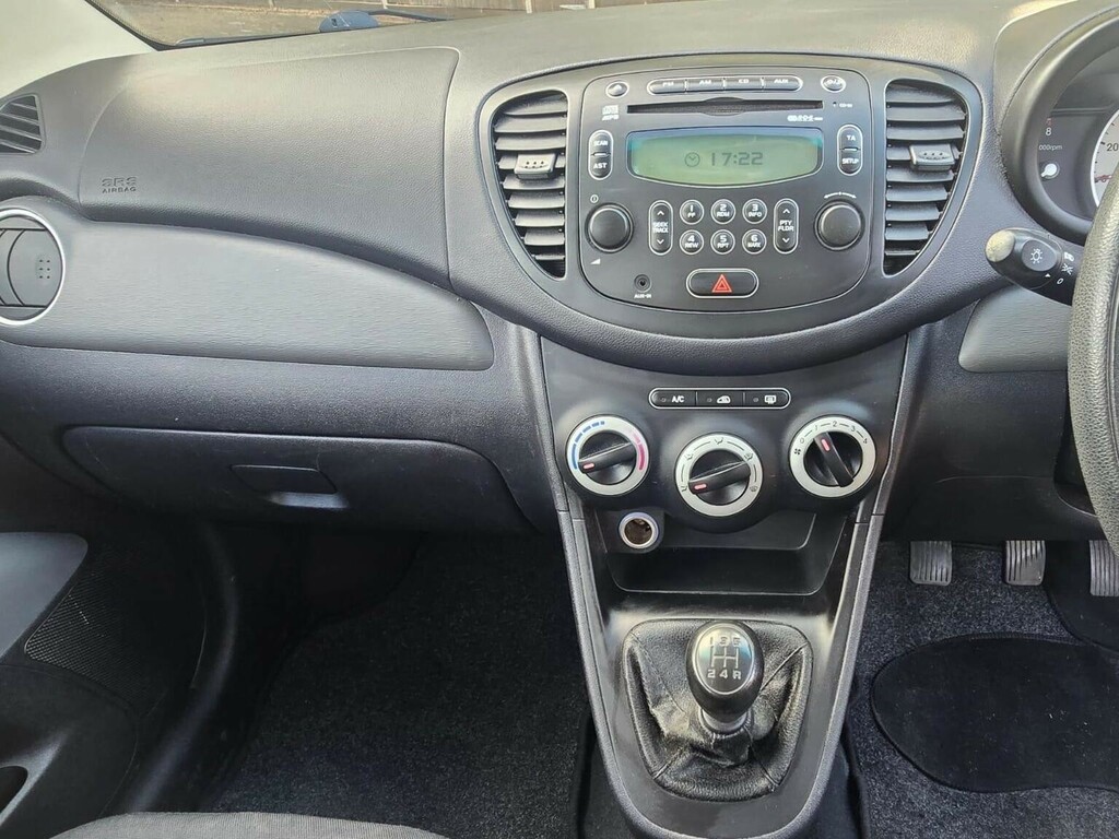 Hyundai I10 Hatchback Black #18
