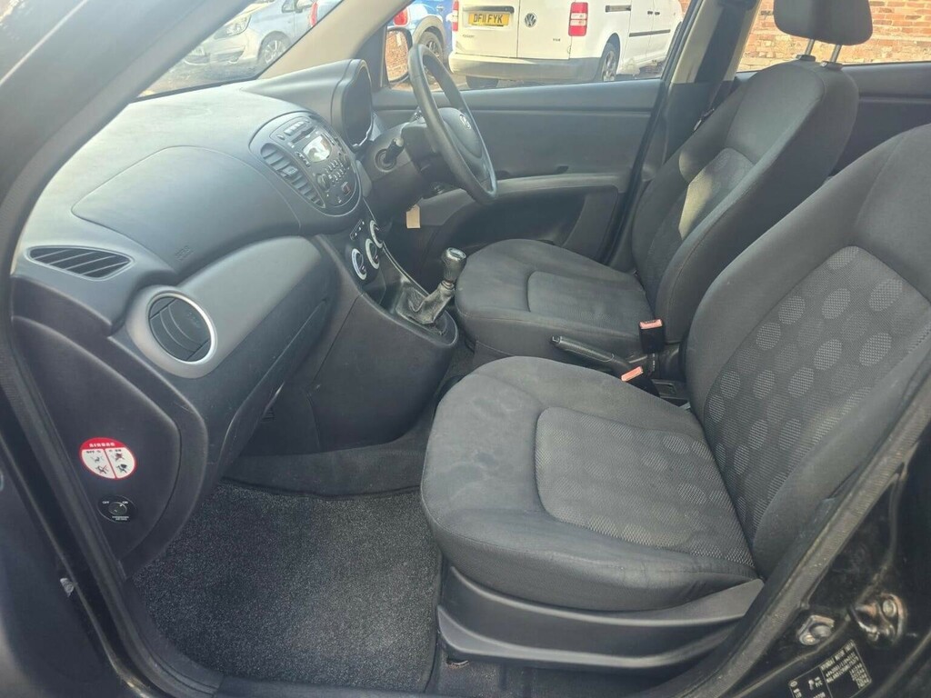 Hyundai I10 Hatchback Black #9