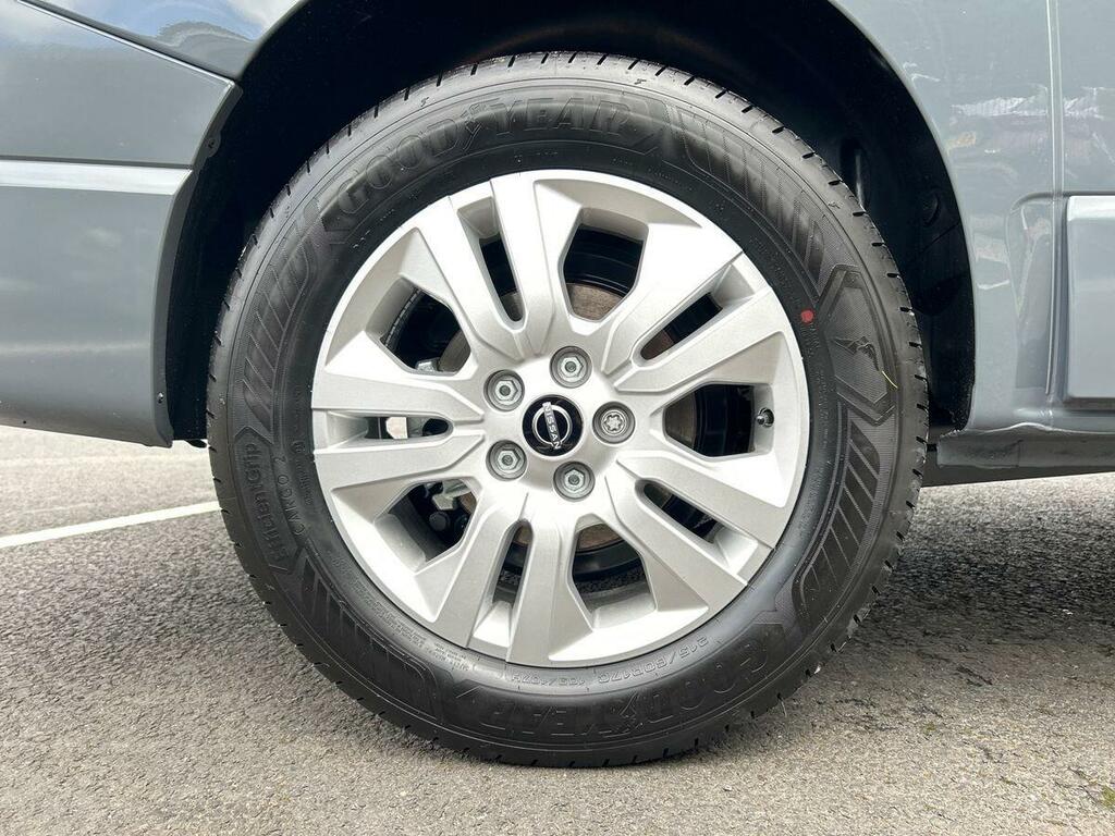 Nissan Primastar 2L Acenta White #11