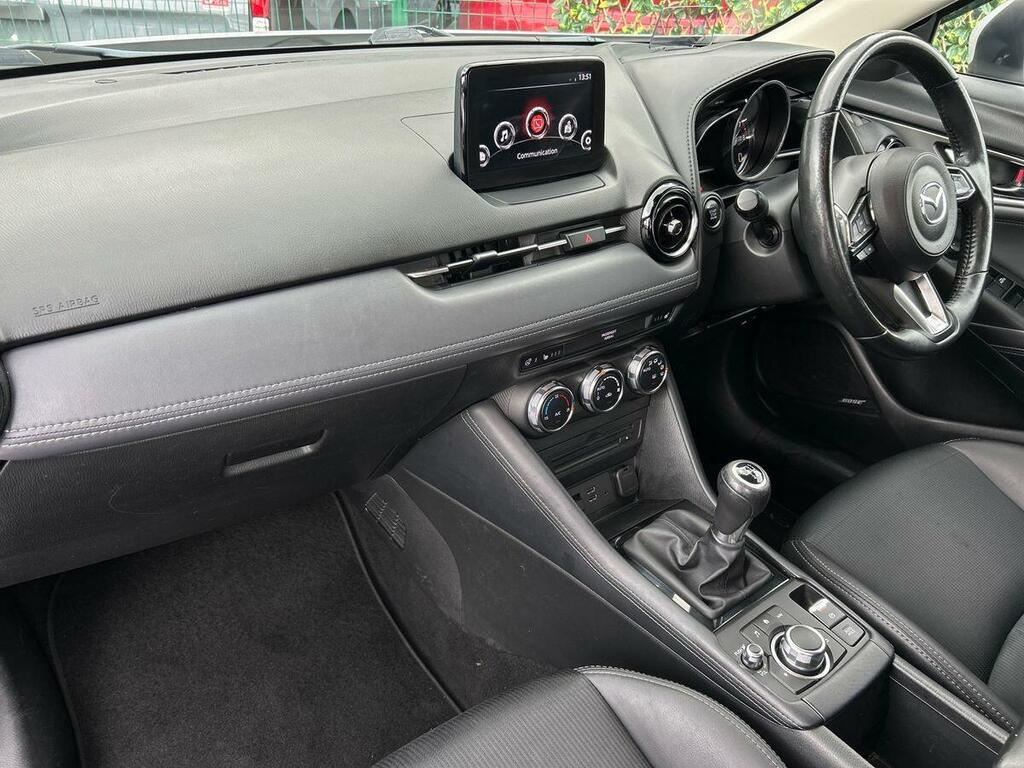 Mazda CX-3 2.0 Skyactiv-g Sport Nav Suv 4W Silver #2