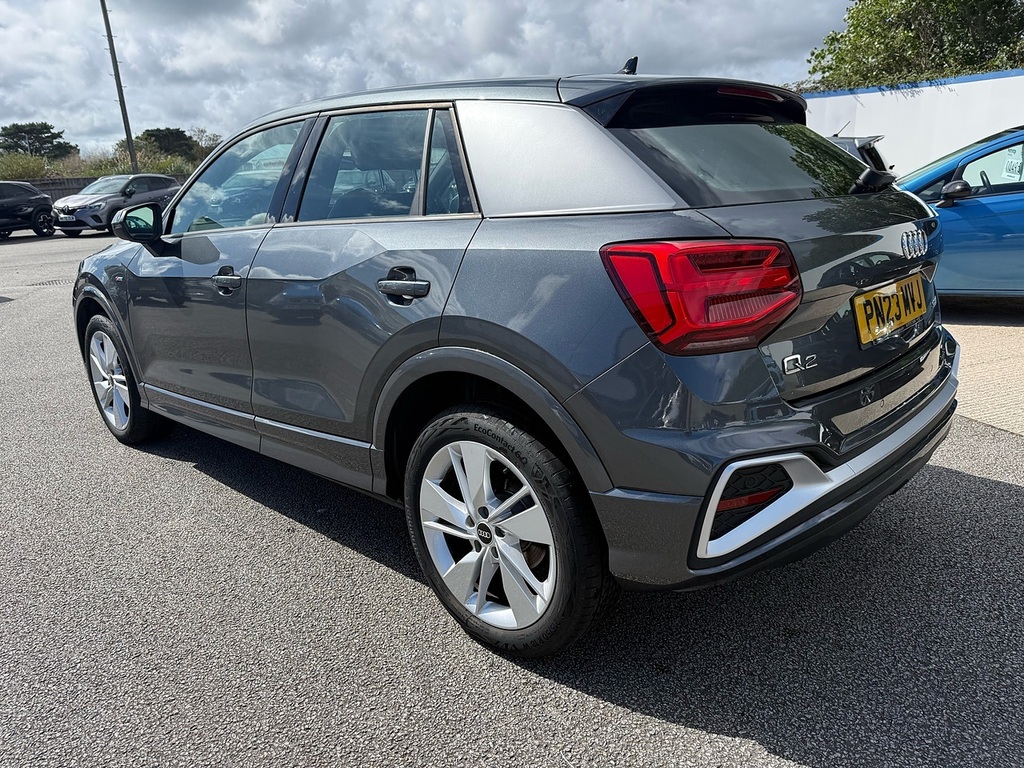 Audi Q2 Tfsi Cod S Line PN23MVJ Grey #3
