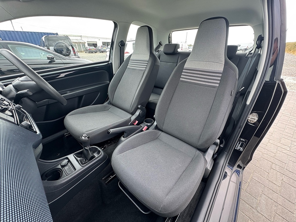 Volkswagen Up Move Up Black #2
