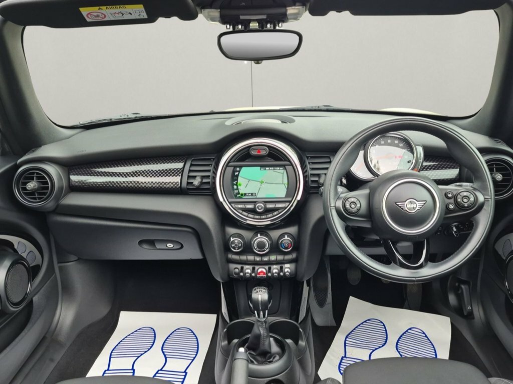 Mini Convertible 2L Cooper S Classic White #4