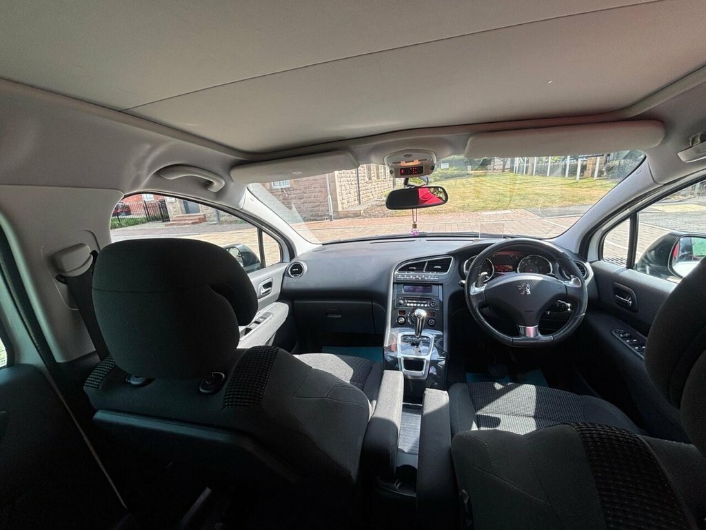 Peugeot 5008 Active Black #48