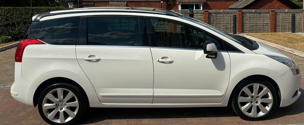 Peugeot 5008 Active Black #15