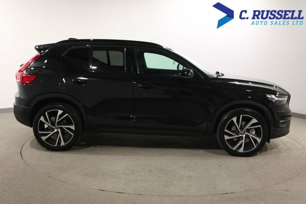 Volvo XC40 2L R-design Pro BD70GWM Black #4