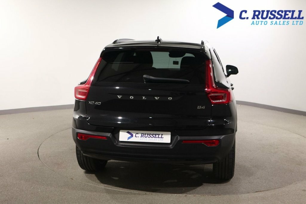 Volvo XC40 2L R-design Pro BD70GWM Black #6