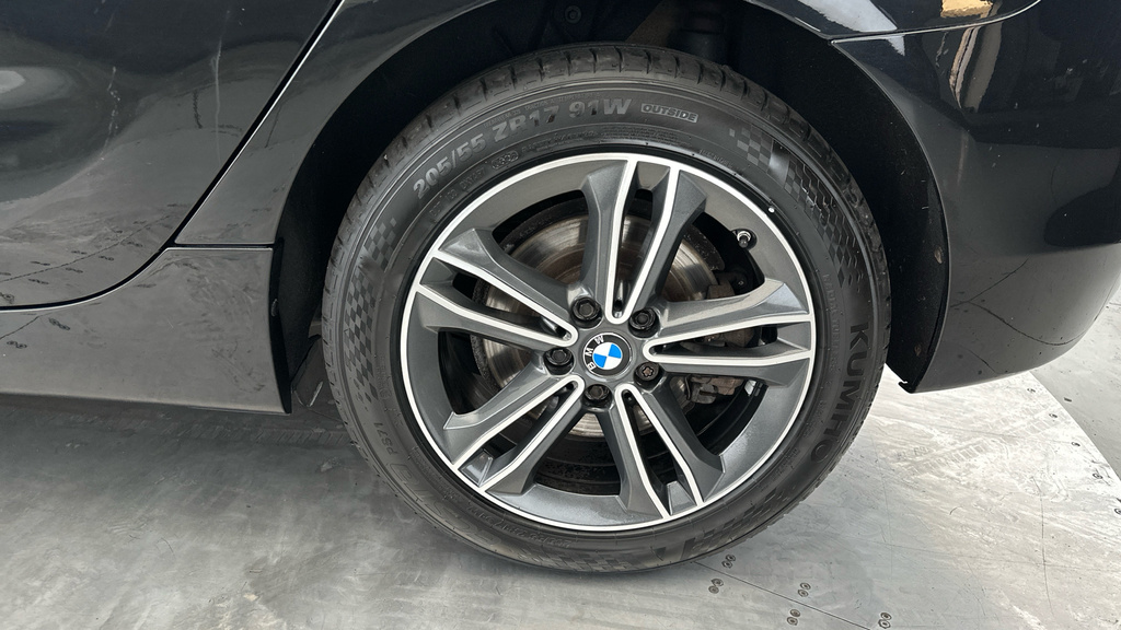 BMW 2 Series Active Tourer Se Black #25