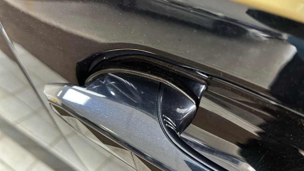 BMW XM 5dr Auto Black #46
