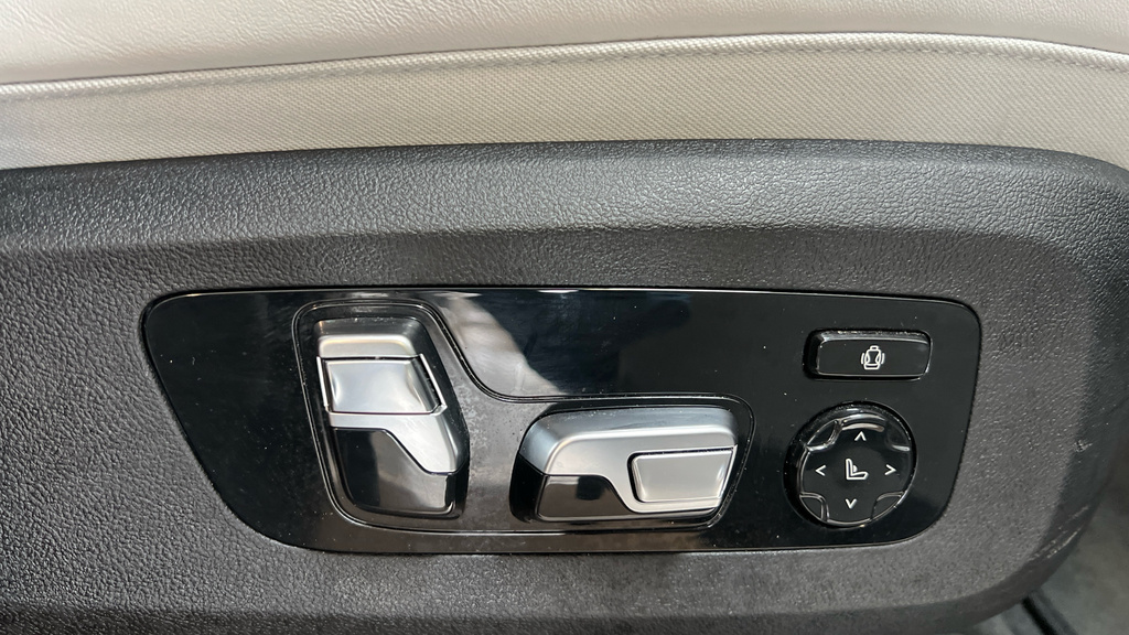 BMW XM 5dr Auto Black #45