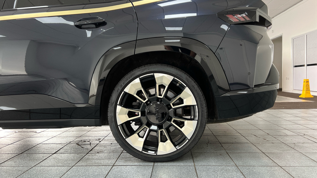BMW XM 5dr Auto Black #39