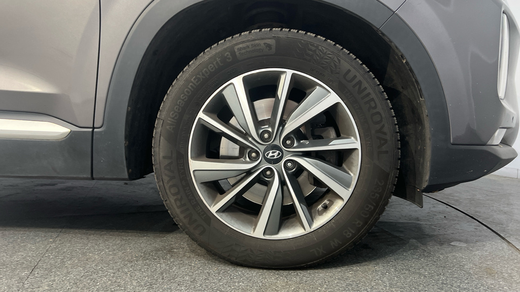 Hyundai Santa Fe   #29