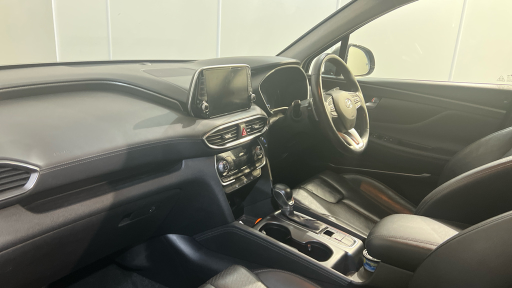 Hyundai Santa Fe   #11