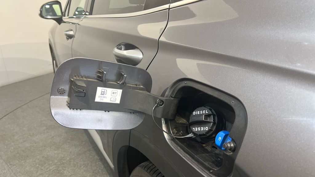 Hyundai Santa Fe   #35