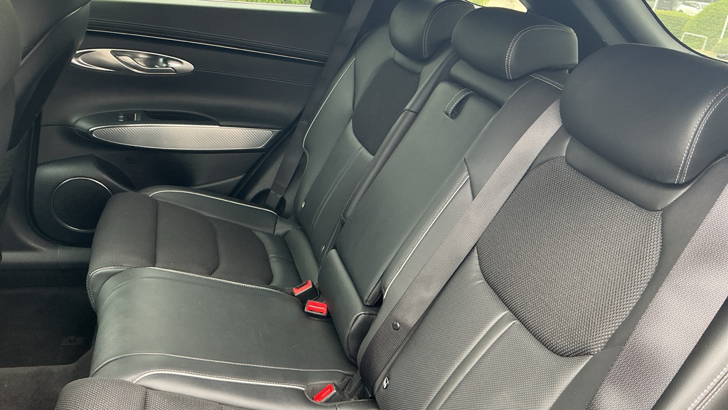 Genesis GV70 Luxury Line Grey #21