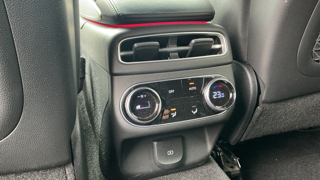 Genesis GV70 Luxury Line Grey #41